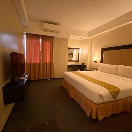 Mallberry Suites Business Hotel Cagayan de Oro Exterior foto