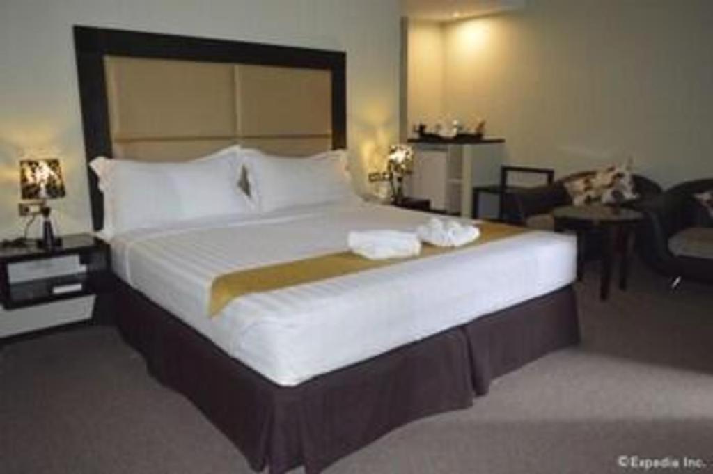 Mallberry Suites Business Hotel Cagayan de Oro Exterior foto