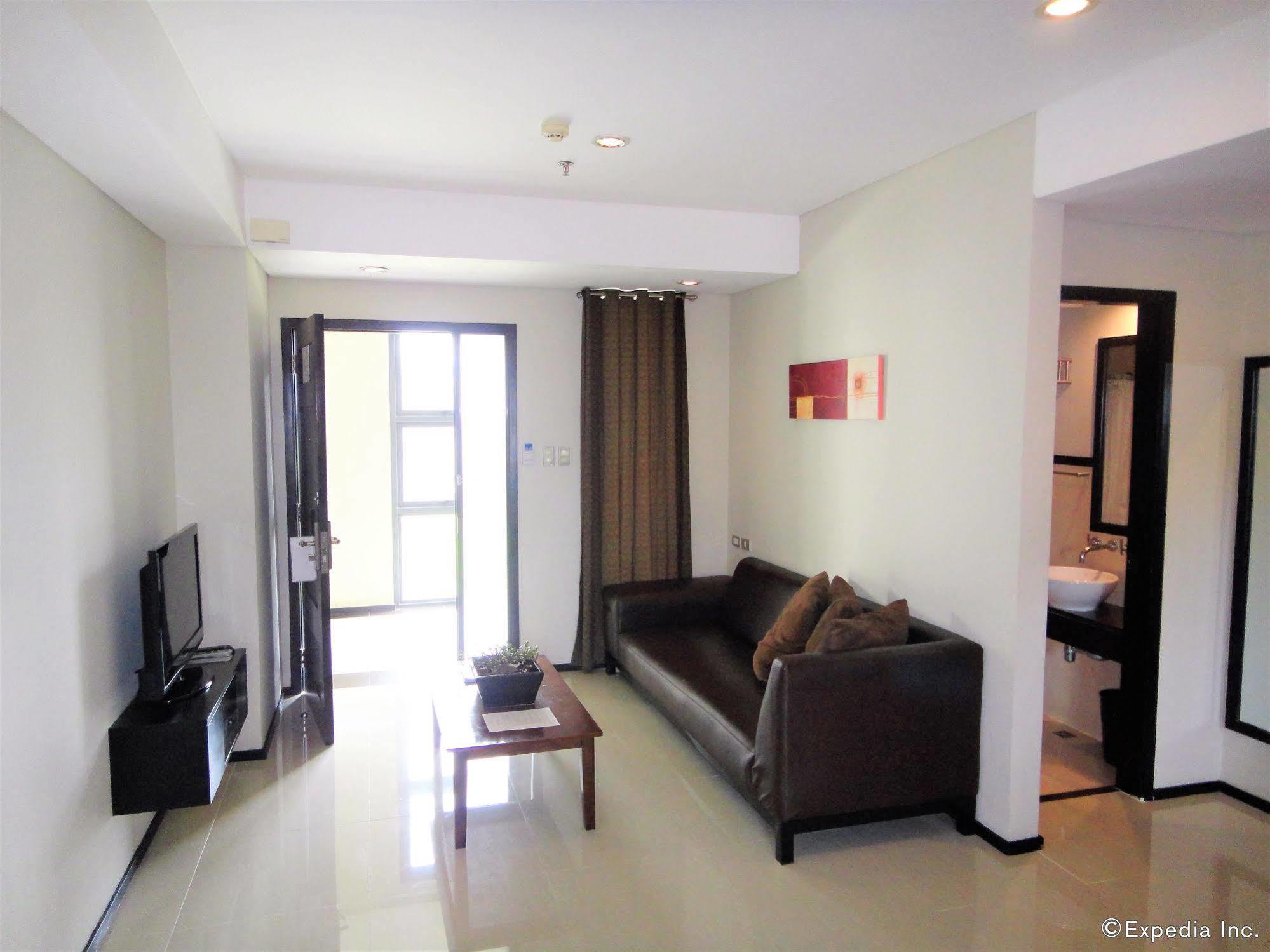 Mallberry Suites Business Hotel Cagayan de Oro Exterior foto
